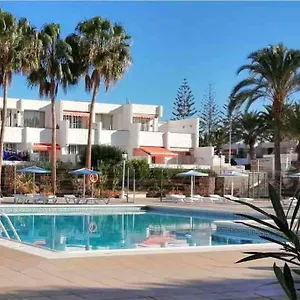 palm-holiday.tenerifehoteles.net/